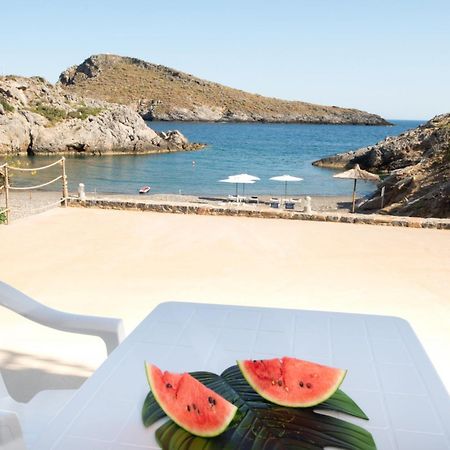 Beachfront Studio Kyma West ~ Crete'S Hidden Gem Kali Limenes Exterior photo
